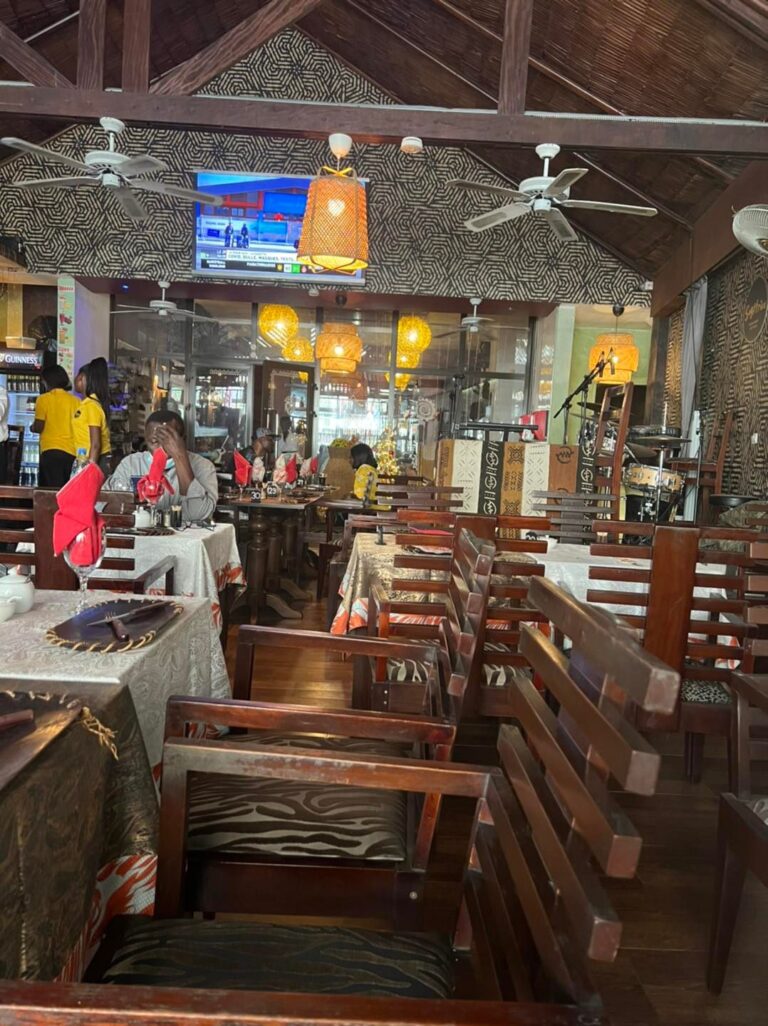 Saga Africa Restaurant - Bonapriso